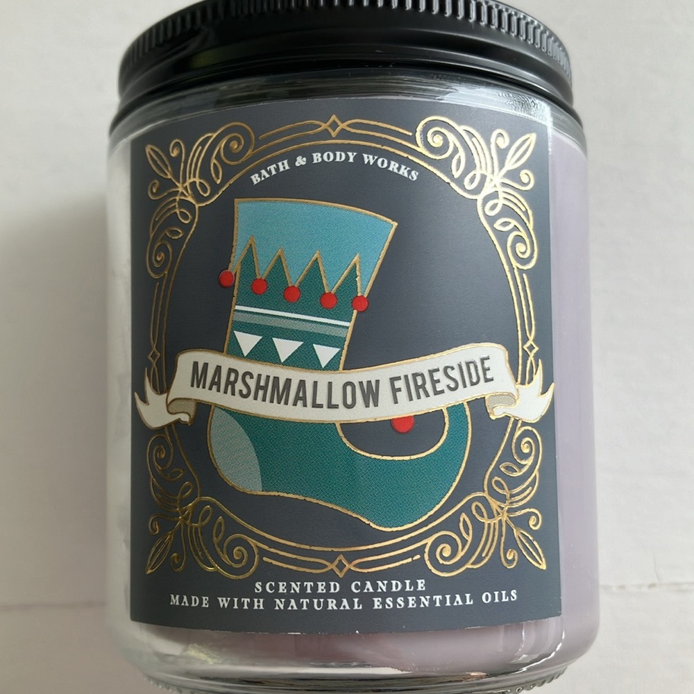 Bath & Body Works Marshmallow Fireside Single Wick Candle